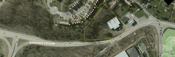1620 Gringo Rd, Aliquippa, PA 15001